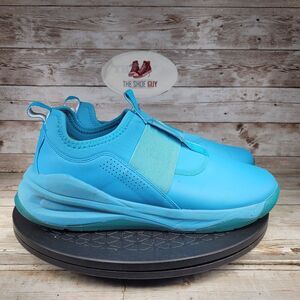 Clove Nursing Solo Shoes Size Women's 9 / Men's 7.5 Blue Leather Comfort Slip On